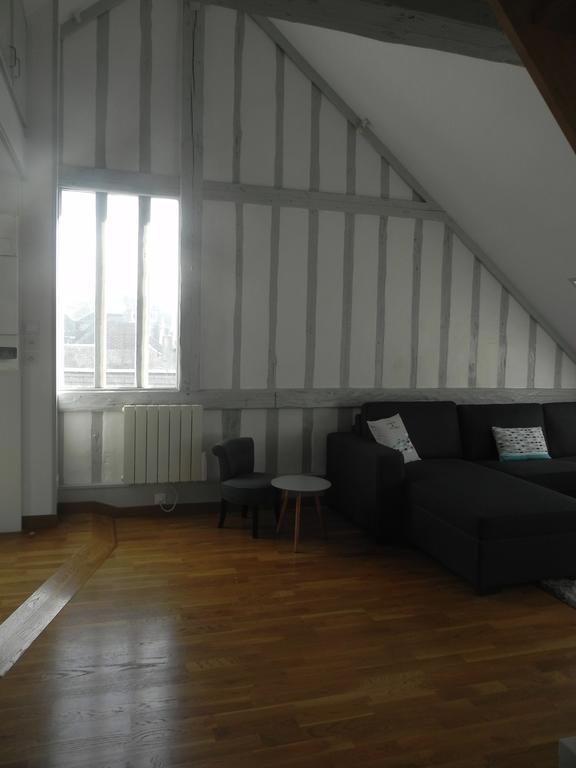 Appartement Rue Haute Honfleur Bagian luar foto