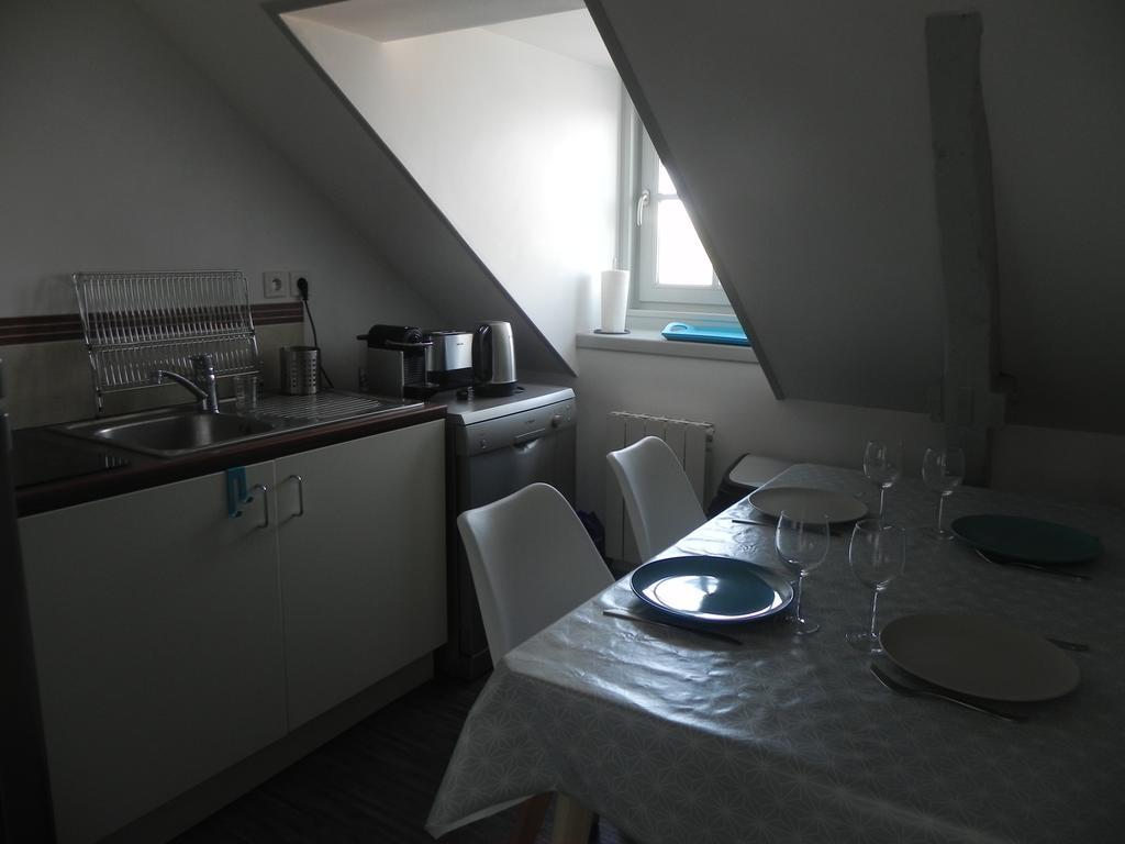 Appartement Rue Haute Honfleur Bagian luar foto