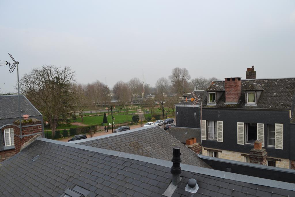 Appartement Rue Haute Honfleur Bagian luar foto